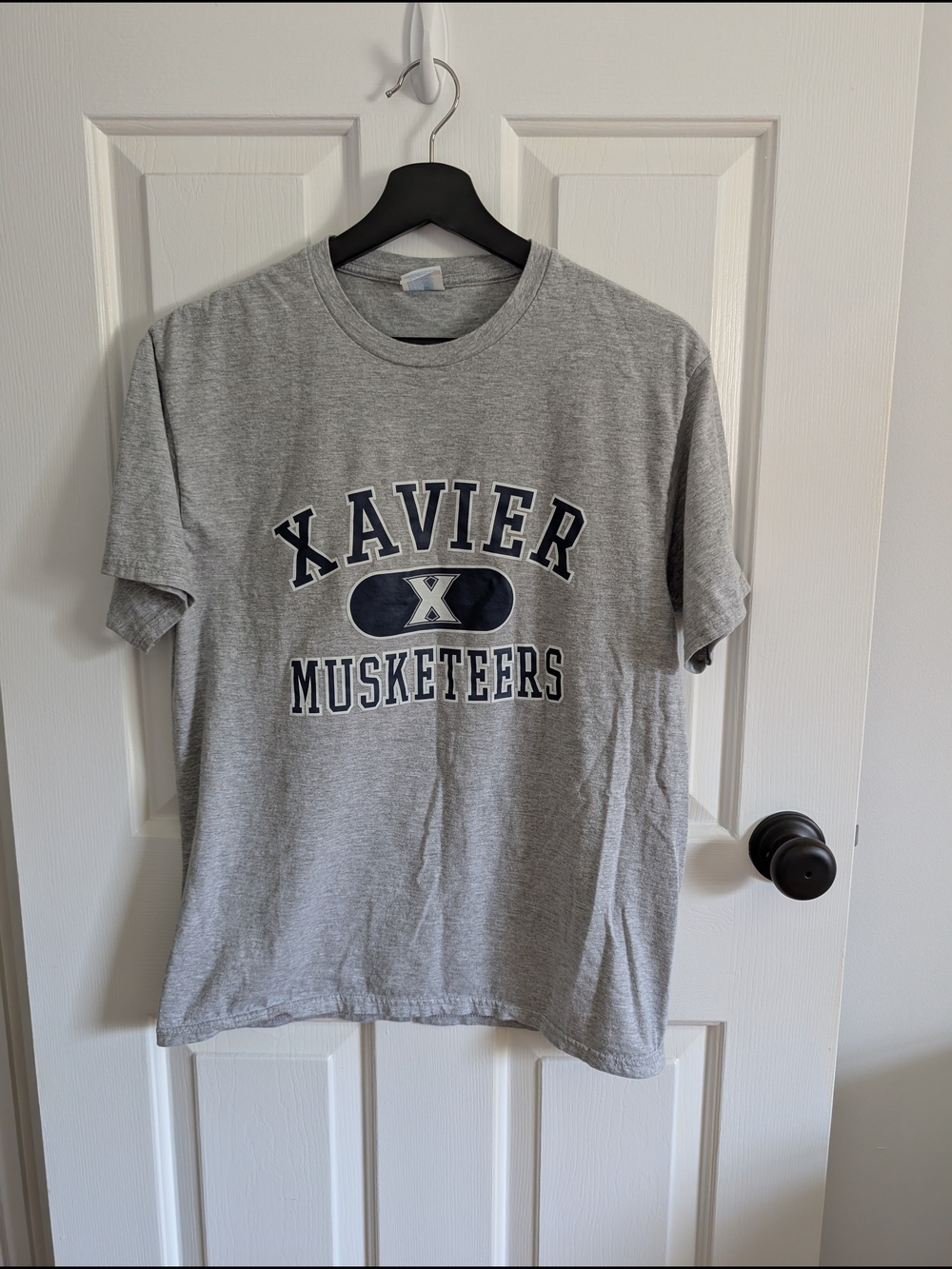 Port & Company Xavier Musketeers Men's Grey Navy Graphic Tee Medium